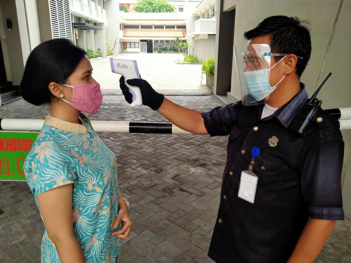 Hotel Quirin Semarang Zewnętrze zdjęcie