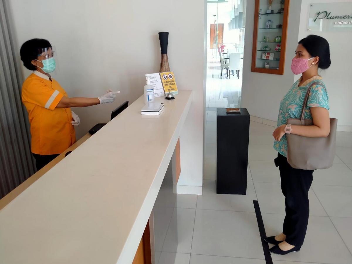 Hotel Quirin Semarang Zewnętrze zdjęcie