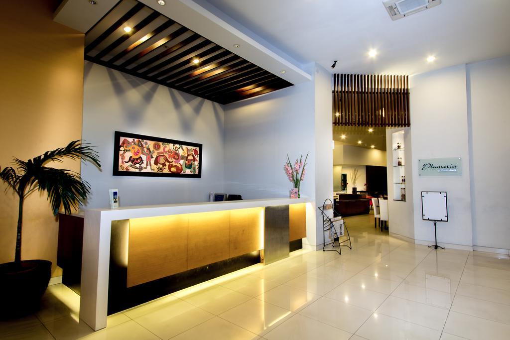 Hotel Quirin Semarang Zewnętrze zdjęcie